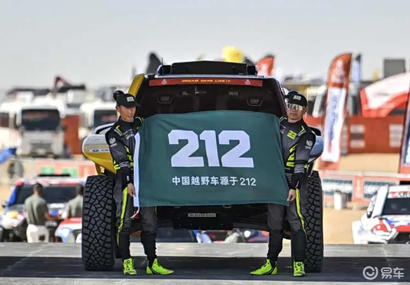 达喀尔的“扫地僧”212 T01保障车陪跑全程零故障